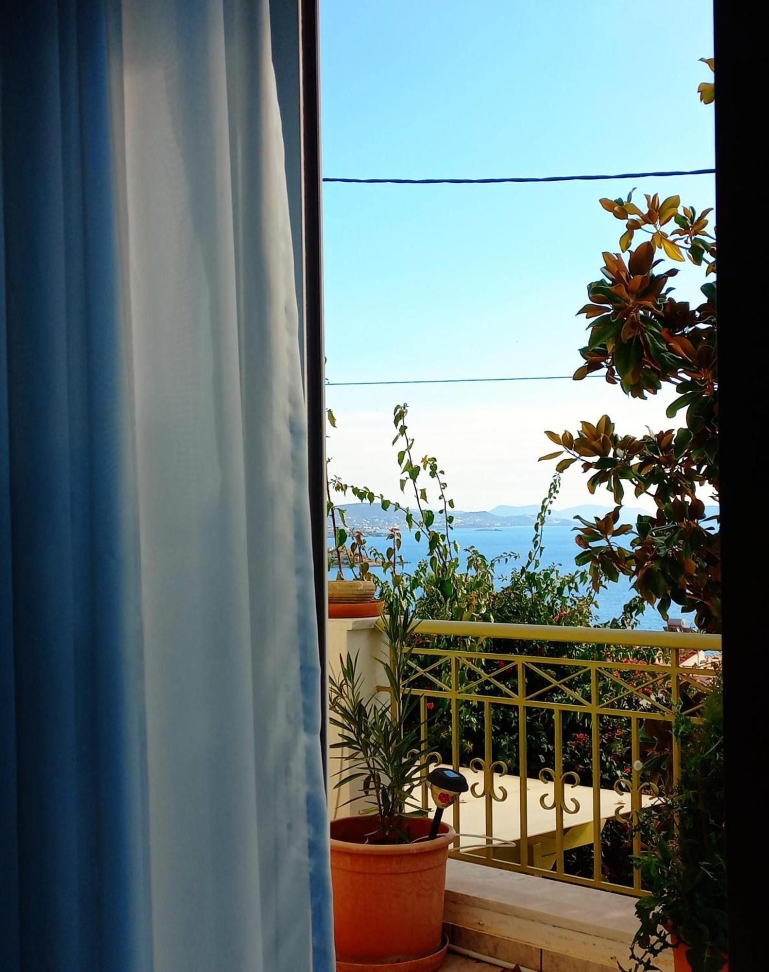 Villa "Eva" - Entire Beachfront Holiday Home - 4S Agia Marina  Exterior photo