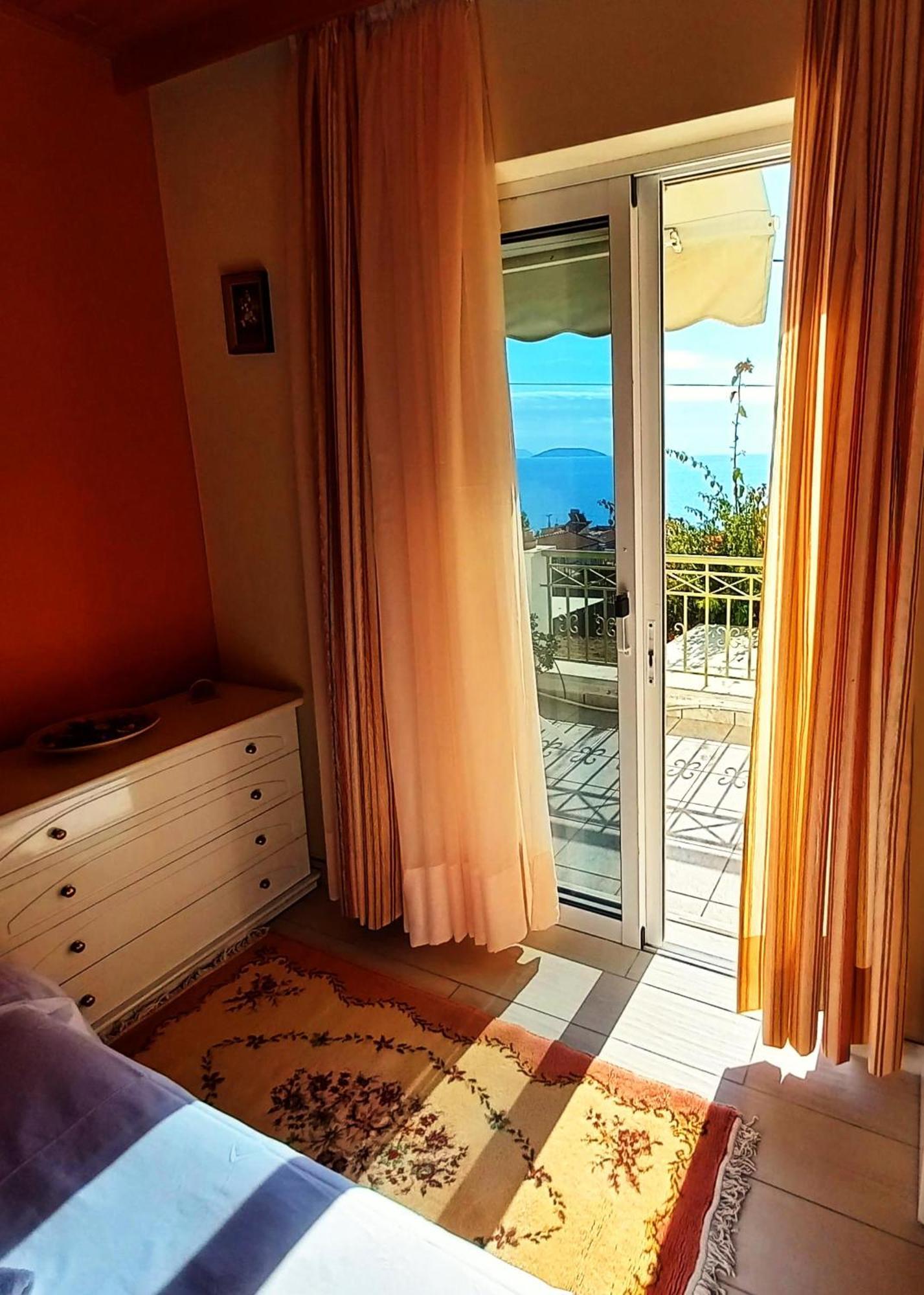 Villa "Eva" - Entire Beachfront Holiday Home - 4S Agia Marina  Exterior photo